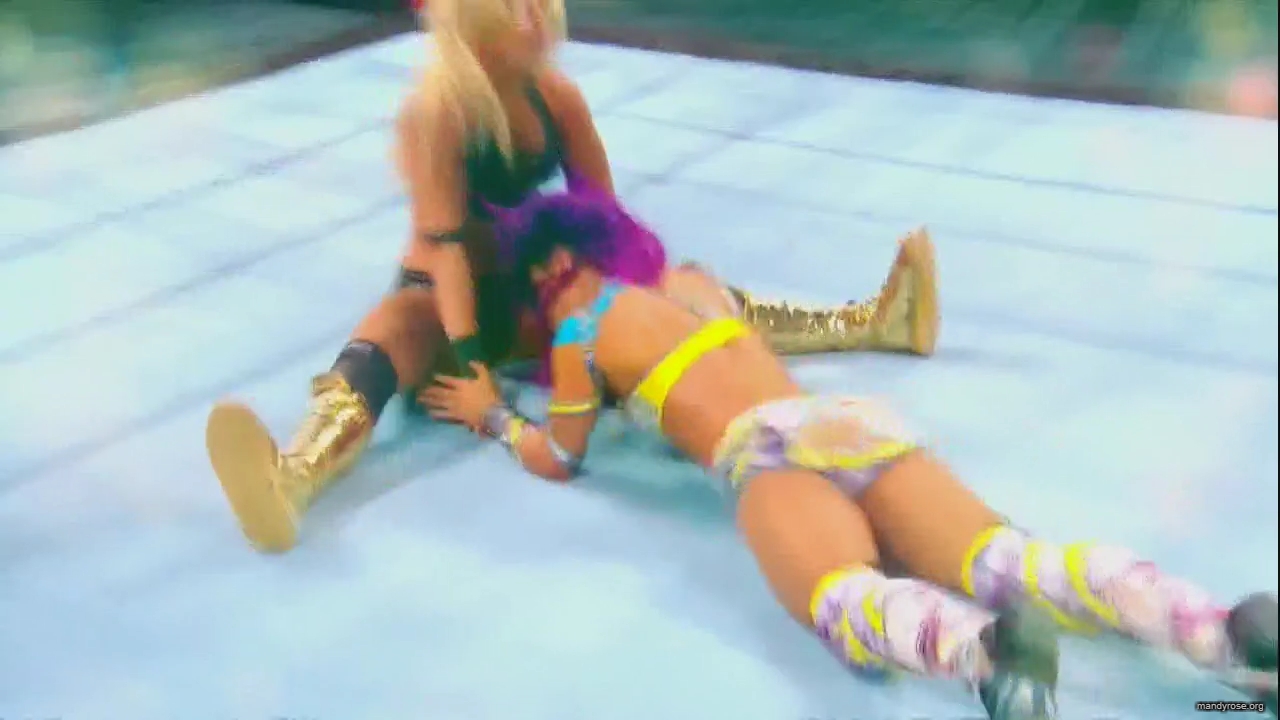WWE_Monday_Night_Raw_HDTV_2020-09-14_720p_AVCHD-SC-SDH_Part_2_mp40430.jpg