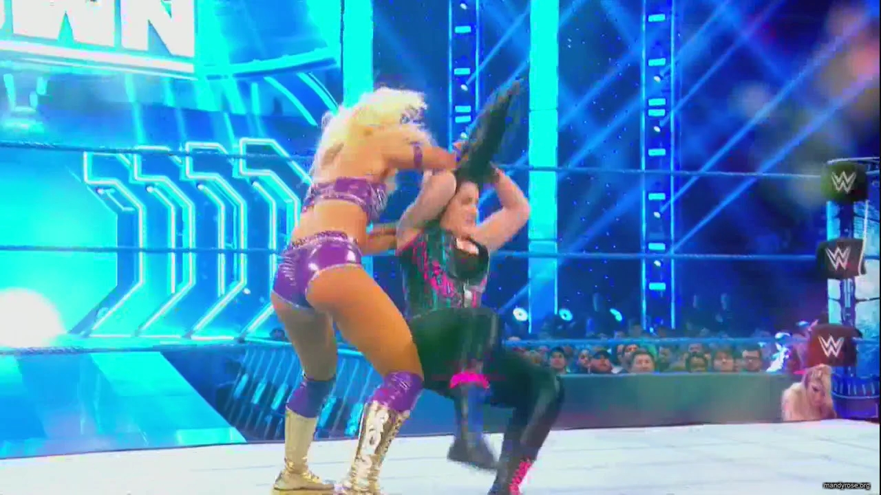 WWE_Monday_Night_Raw_HDTV_2020-09-14_720p_AVCHD-SC-SDH_Part_2_mp40440.jpg