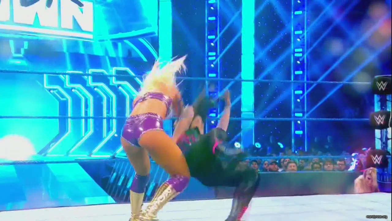 WWE_Monday_Night_Raw_HDTV_2020-09-14_720p_AVCHD-SC-SDH_Part_2_mp40443.jpg