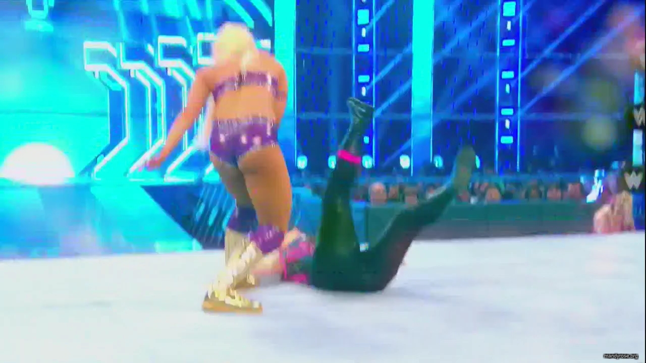 WWE_Monday_Night_Raw_HDTV_2020-09-14_720p_AVCHD-SC-SDH_Part_2_mp40449.jpg