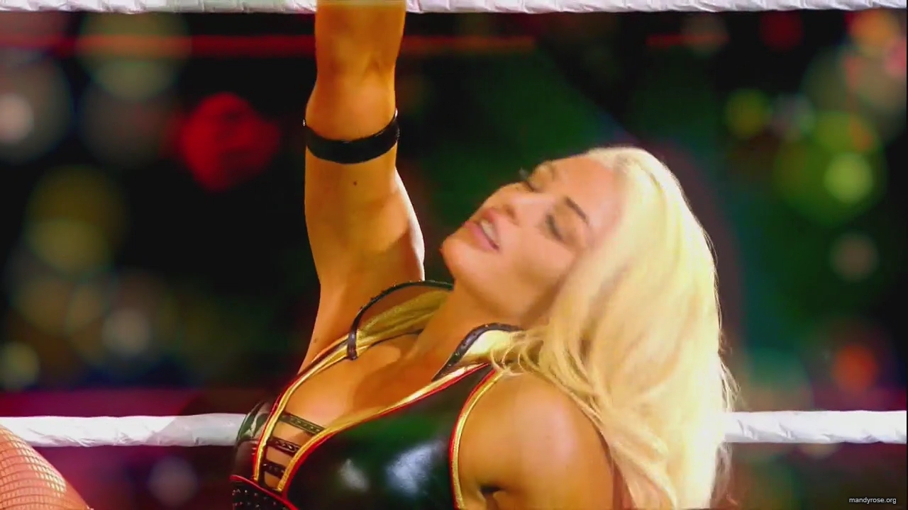 WWE_Monday_Night_Raw_HDTV_2020-09-14_720p_AVCHD-SC-SDH_Part_2_mp40459.jpg