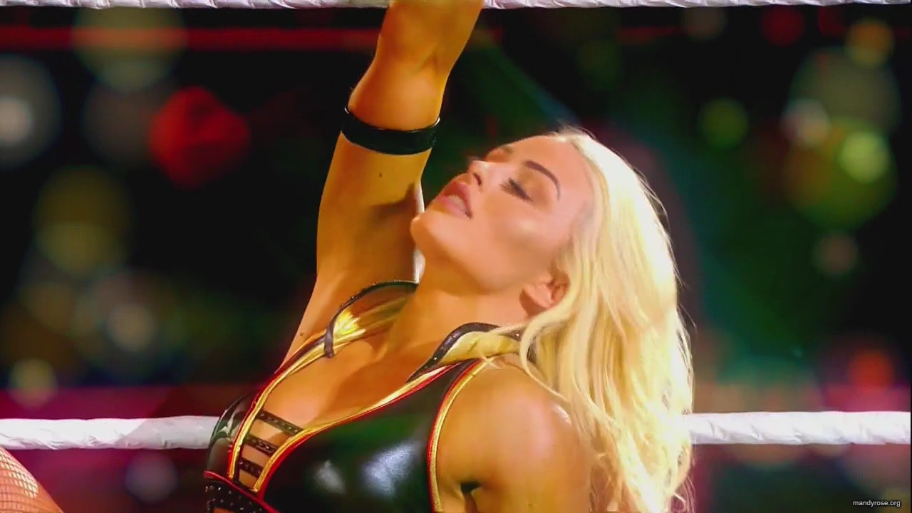 WWE_Monday_Night_Raw_HDTV_2020-09-14_720p_AVCHD-SC-SDH_Part_2_mp40479.jpg