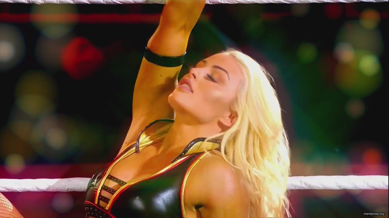 WWE_Monday_Night_Raw_HDTV_2020-09-14_720p_AVCHD-SC-SDH_Part_2_mp40482.jpg