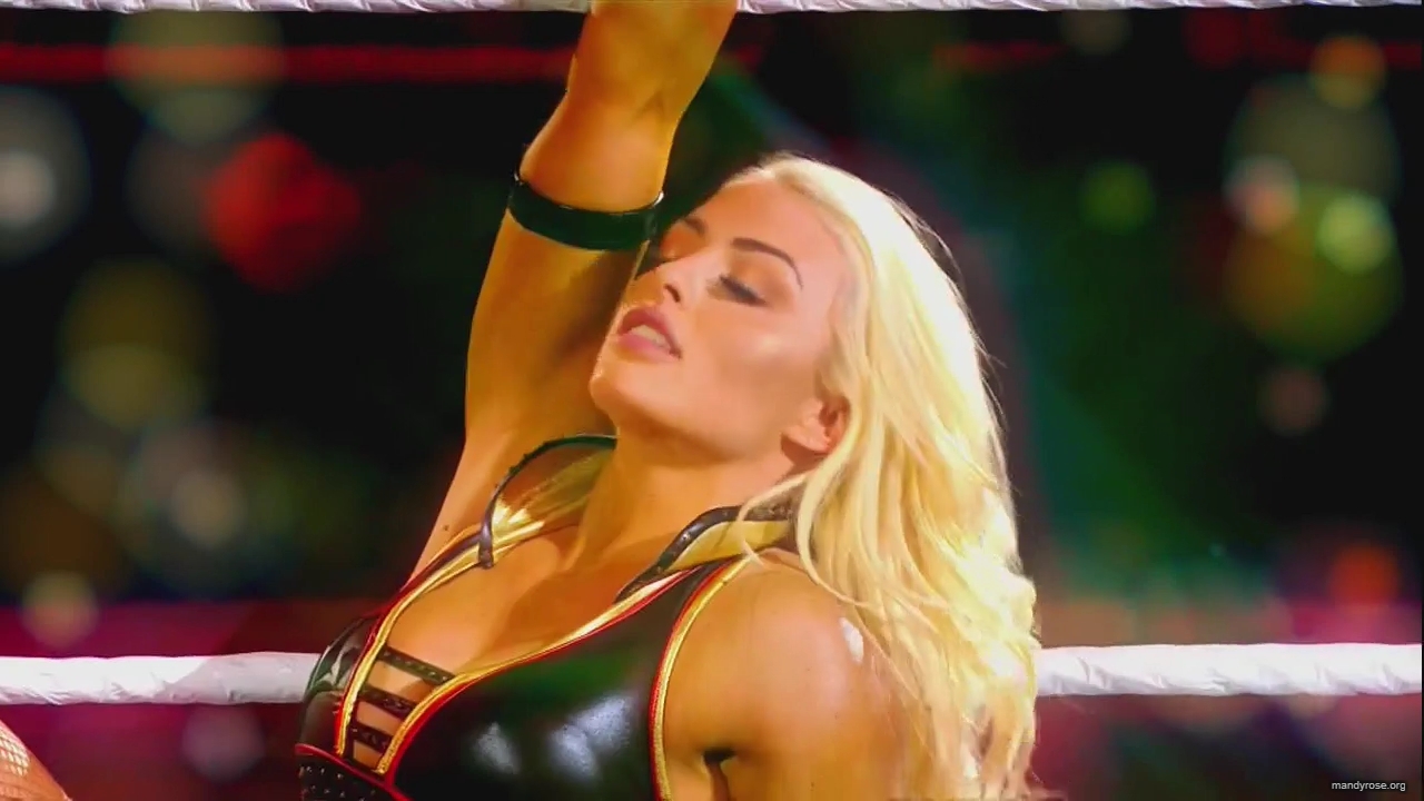 WWE_Monday_Night_Raw_HDTV_2020-09-14_720p_AVCHD-SC-SDH_Part_2_mp40486.jpg