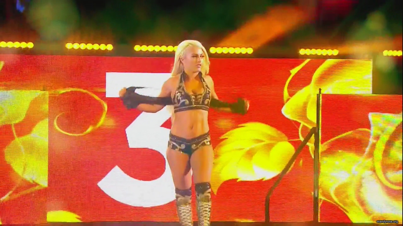 WWE_Monday_Night_Raw_HDTV_2020-09-14_720p_AVCHD-SC-SDH_Part_2_mp40498.jpg