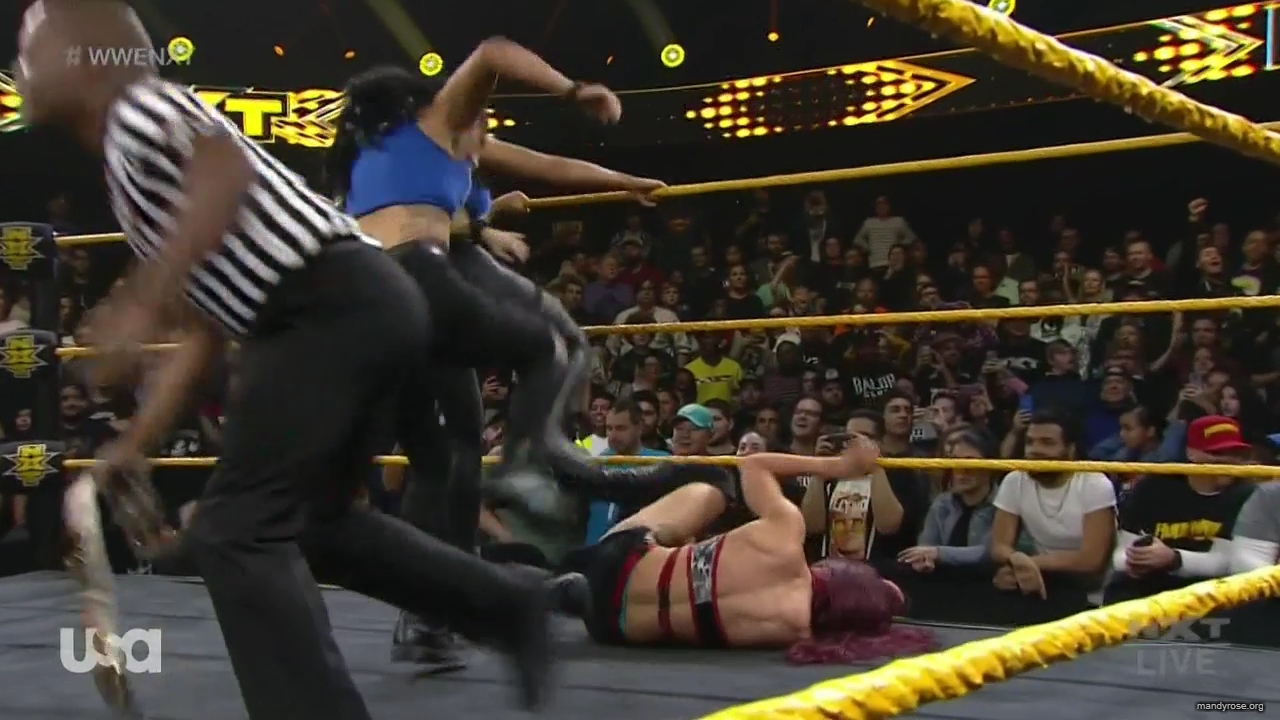 WWE_NXT_2019_11_20_720p_mp40045.jpg