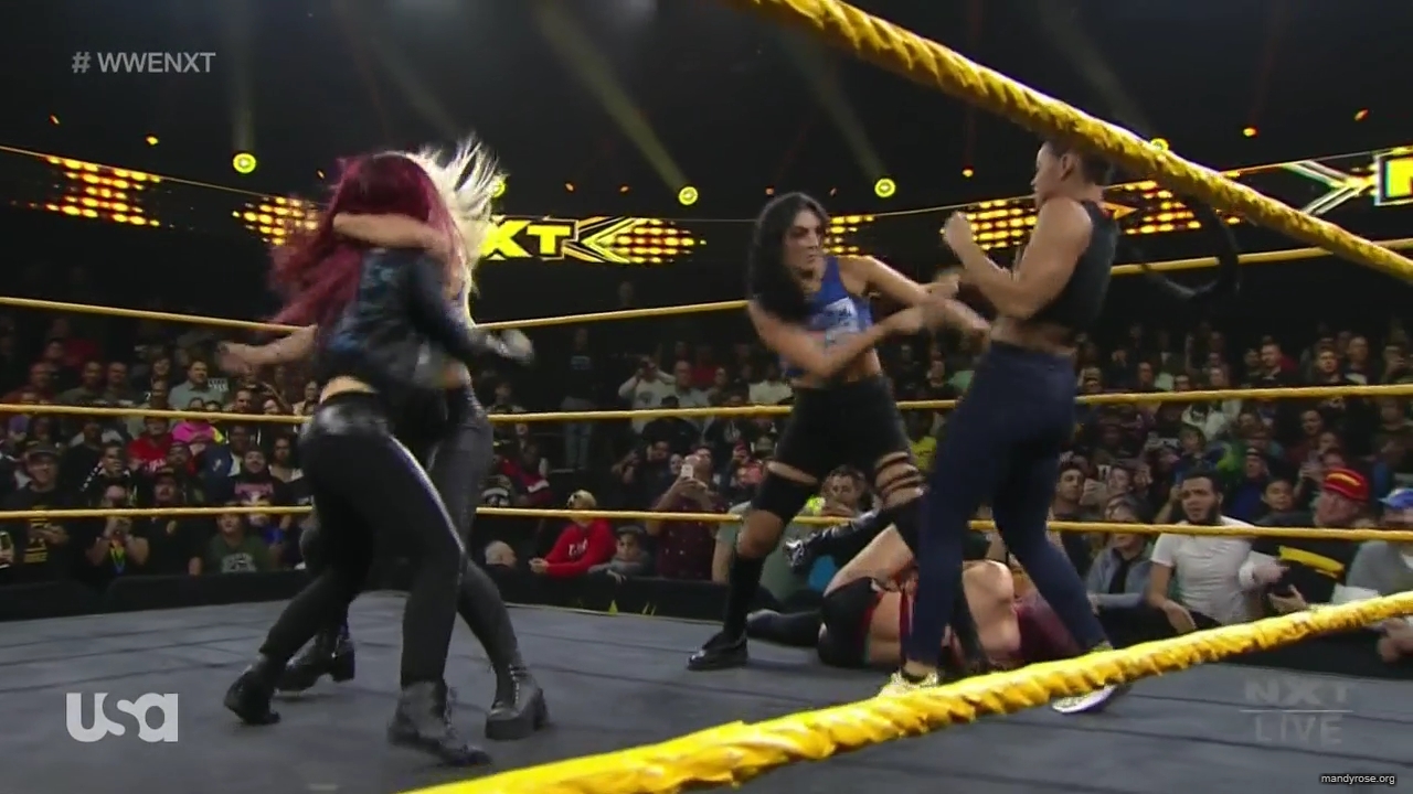 WWE_NXT_2019_11_20_720p_mp40051.jpg