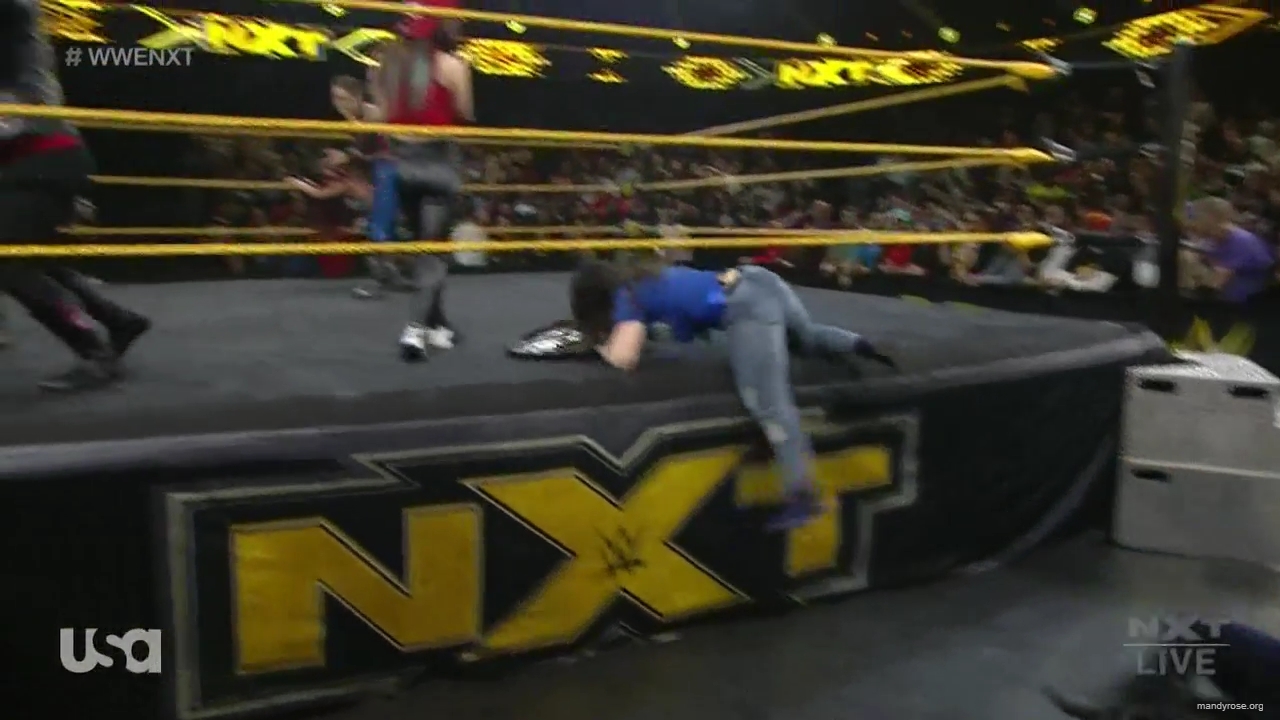 WWE_NXT_2019_11_20_720p_mp40107.jpg