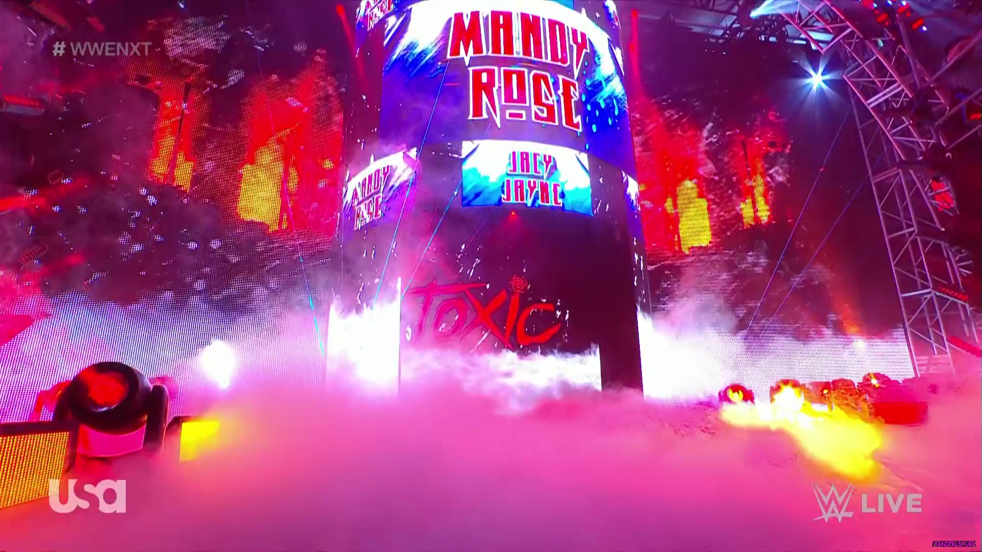 WWE_NXT_2022_03_29_USAN_1080p_WEB_h264-HEEL_mkv0349.jpg