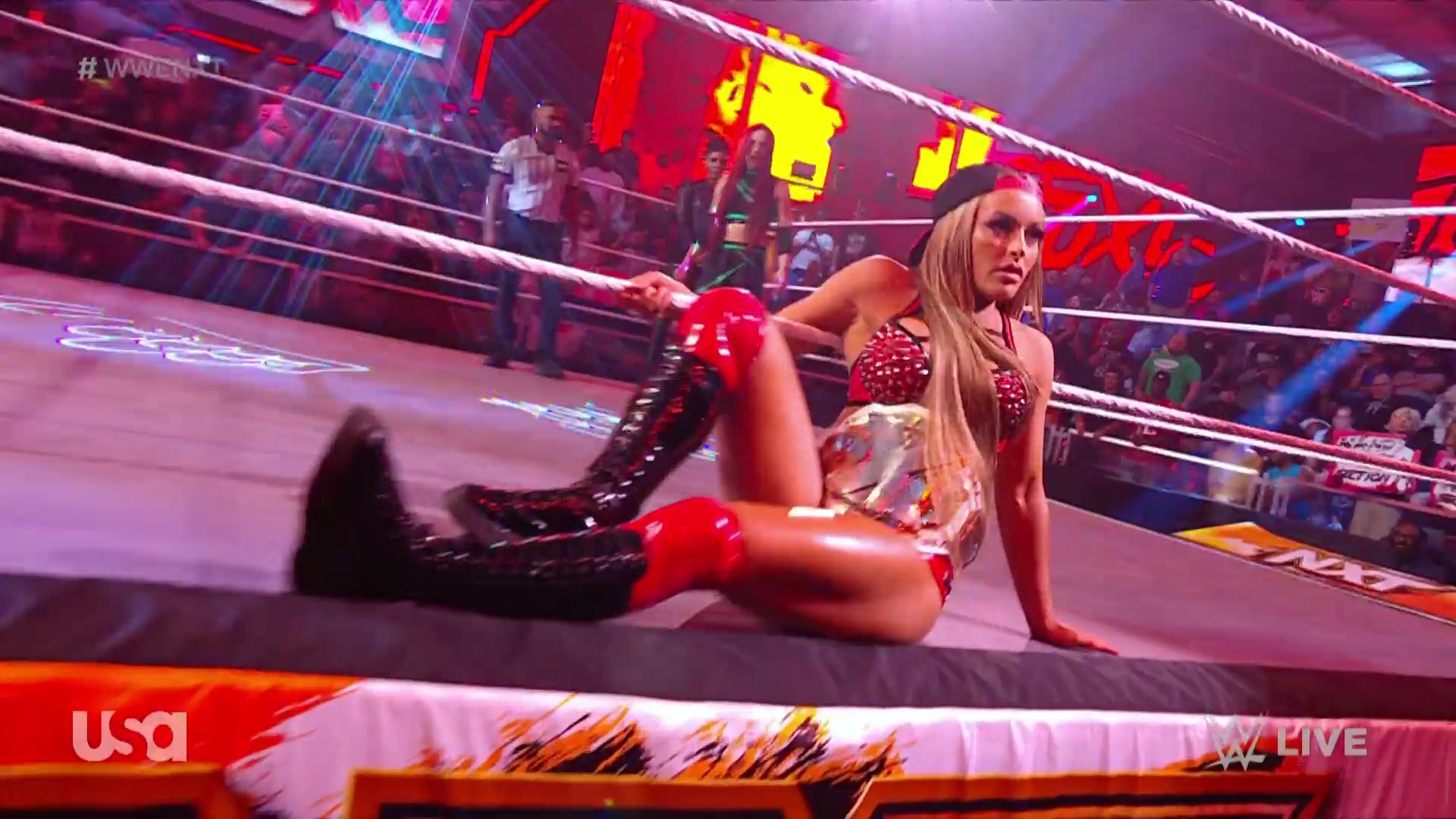 WWE_NXT_2022_11_15_USAN_1080p_WEB_h264-HEEL5Beztv_re5D_mkv0136.jpg