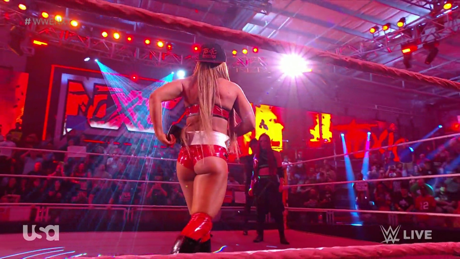 WWE_NXT_2022_11_15_USAN_1080p_WEB_h264-HEEL5Beztv_re5D_mkv0152.jpg