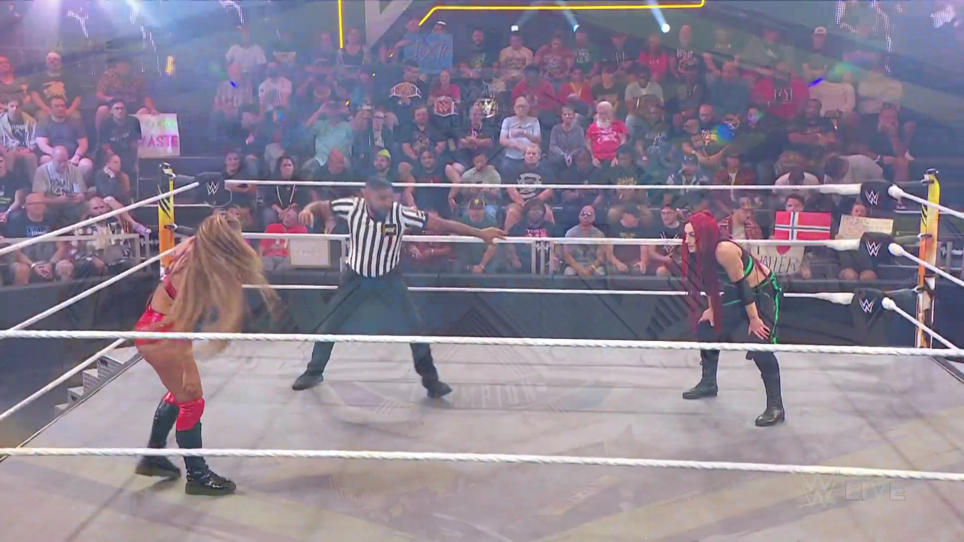 WWE_NXT_2022_11_15_USAN_1080p_WEB_h264-HEEL5Beztv_re5D_mkv0231.jpg