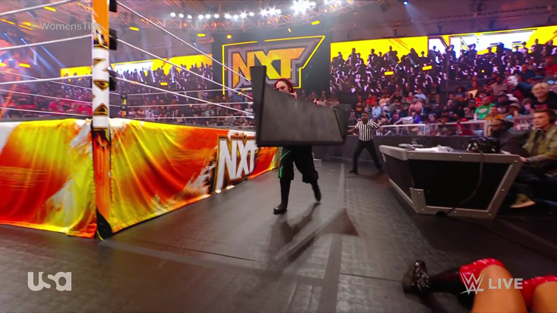 WWE_NXT_2022_11_15_USAN_1080p_WEB_h264-HEEL5Beztv_re5D_mkv0264.jpg