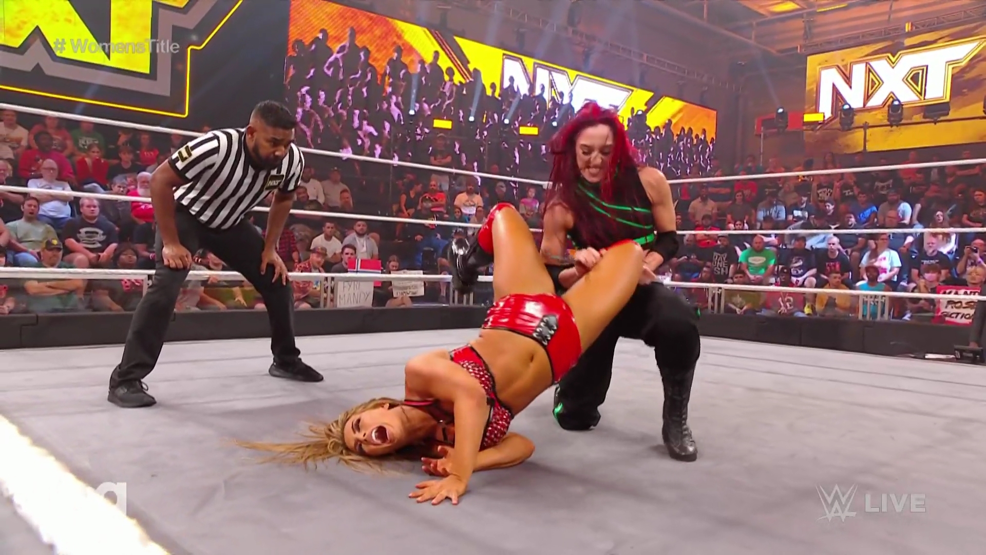 WWE_NXT_2022_11_15_USAN_1080p_WEB_h264-HEEL5Beztv_re5D_mkv0377.jpg