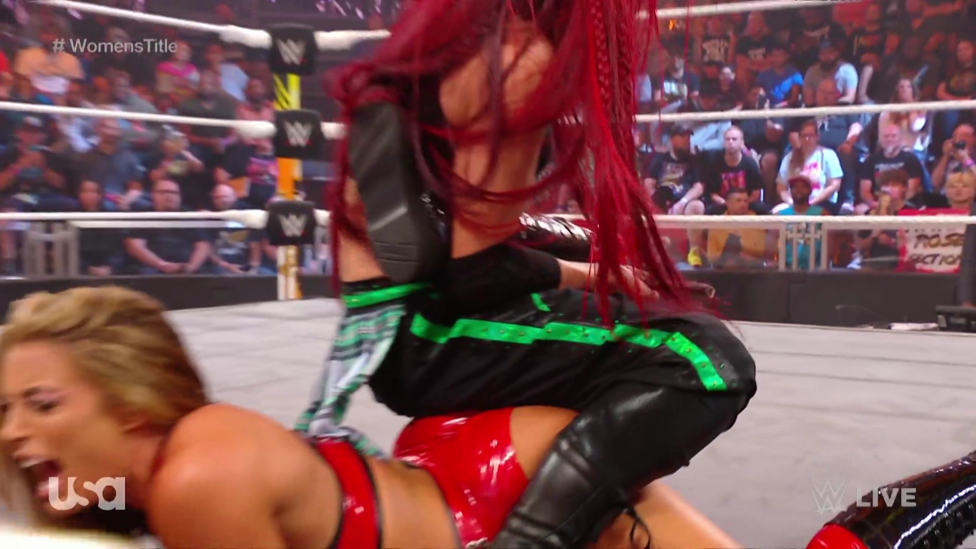 WWE_NXT_2022_11_15_USAN_1080p_WEB_h264-HEEL5Beztv_re5D_mkv0386.jpg