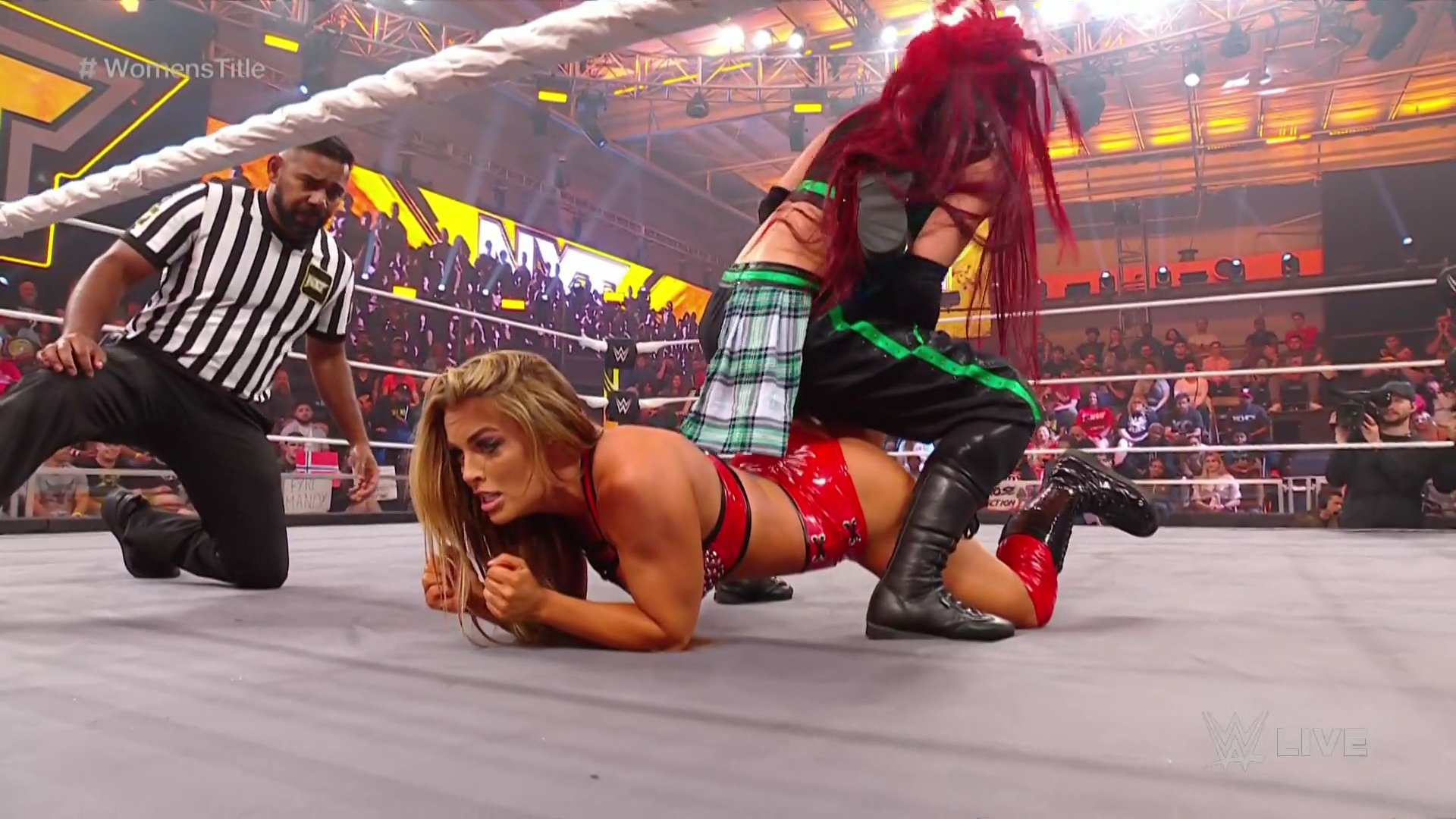 WWE_NXT_2022_11_15_USAN_1080p_WEB_h264-HEEL5Beztv_re5D_mkv0394.jpg
