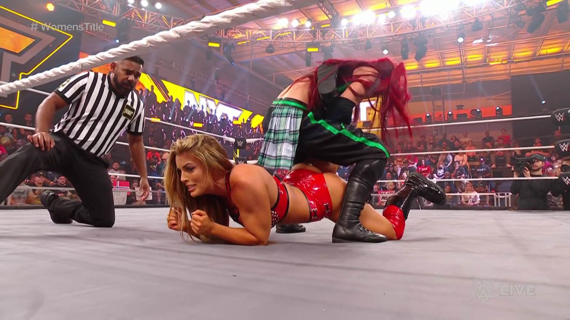 WWE_NXT_2022_11_15_USAN_1080p_WEB_h264-HEEL5Beztv_re5D_mkv0395.jpg