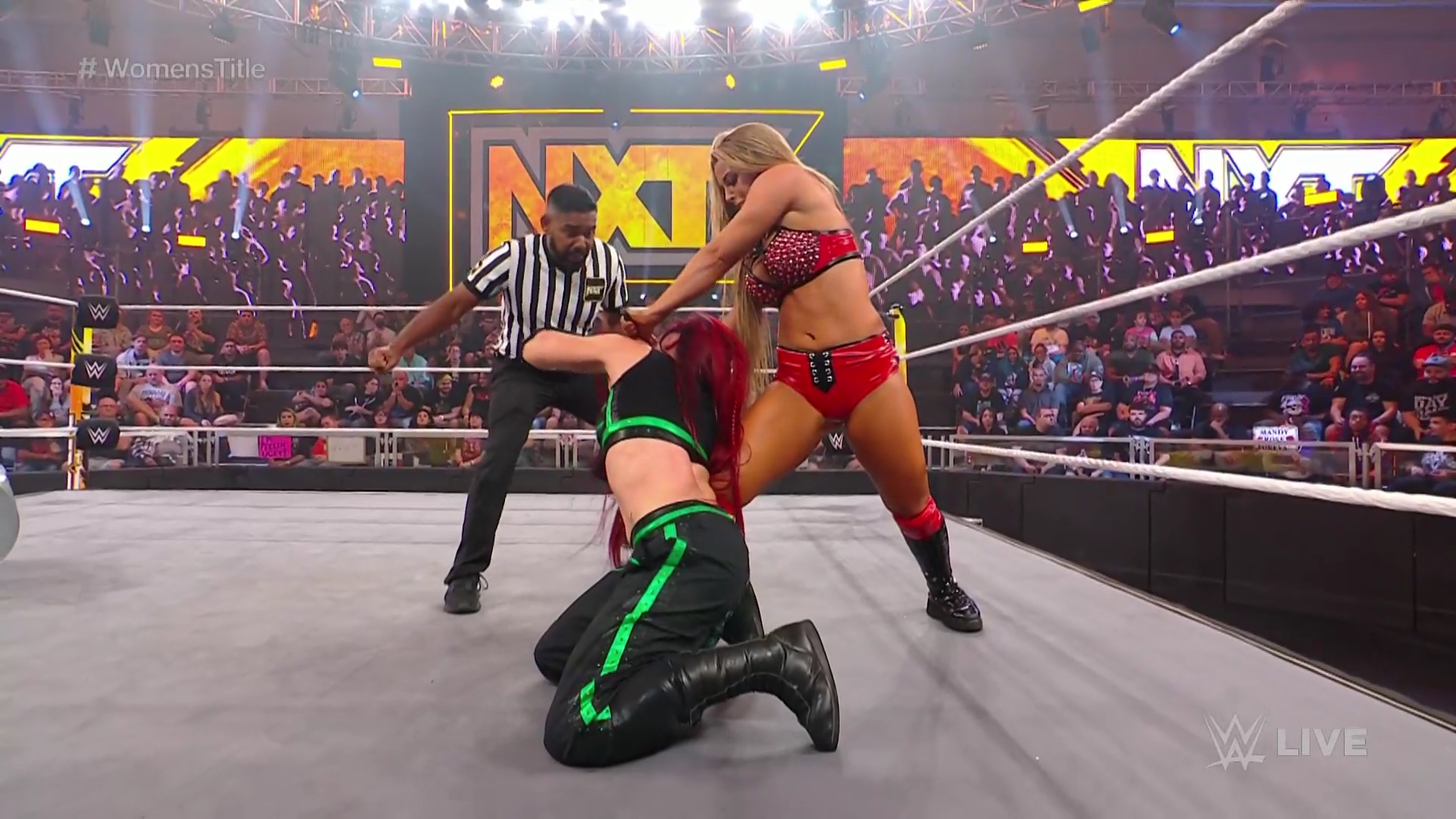 WWE_NXT_2022_11_15_USAN_1080p_WEB_h264-HEEL5Beztv_re5D_mkv0558.jpg