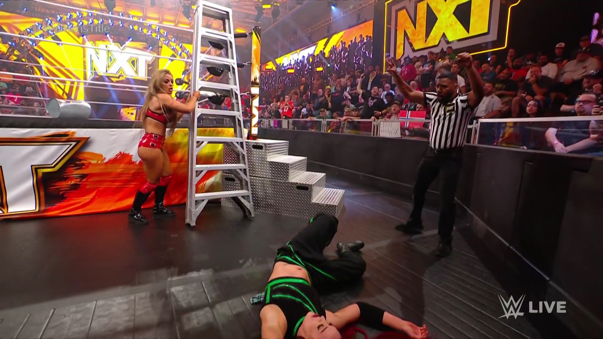 WWE_NXT_2022_11_15_USAN_1080p_WEB_h264-HEEL5Beztv_re5D_mkv0678.jpg