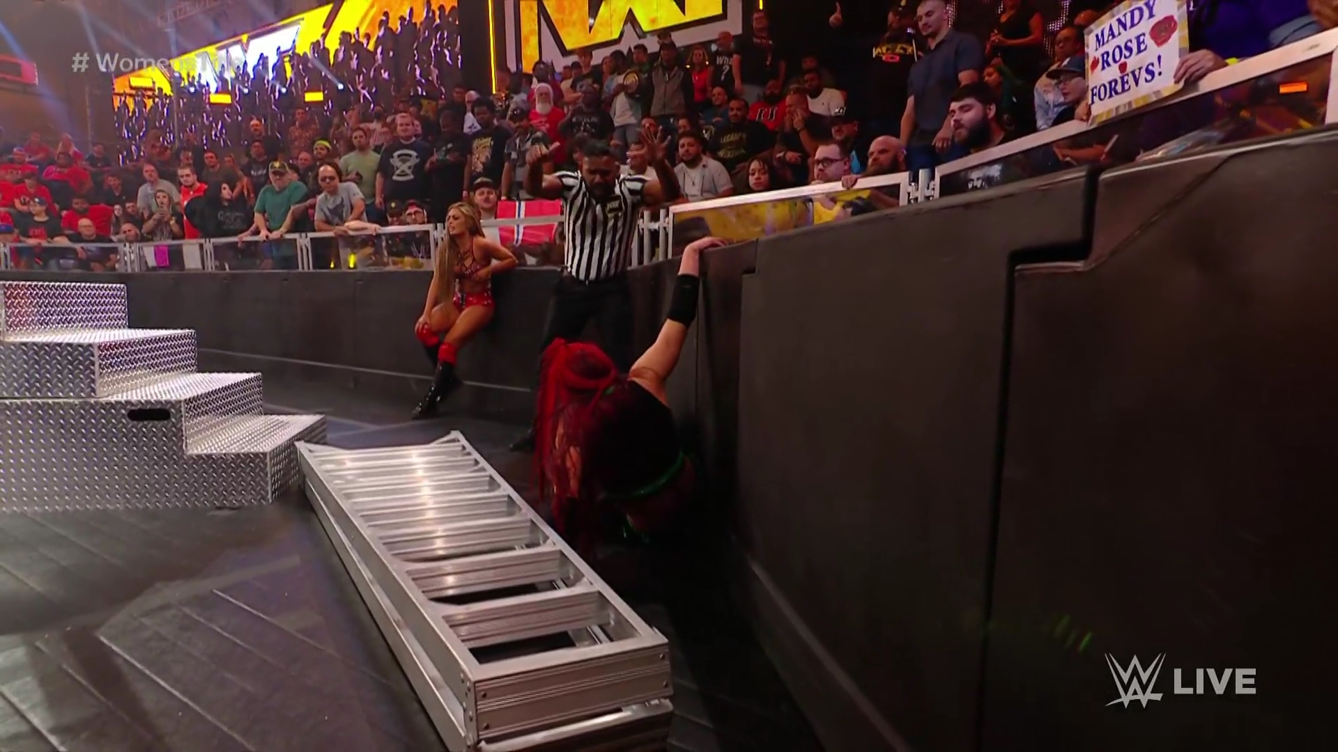 WWE_NXT_2022_11_15_USAN_1080p_WEB_h264-HEEL5Beztv_re5D_mkv0718.jpg