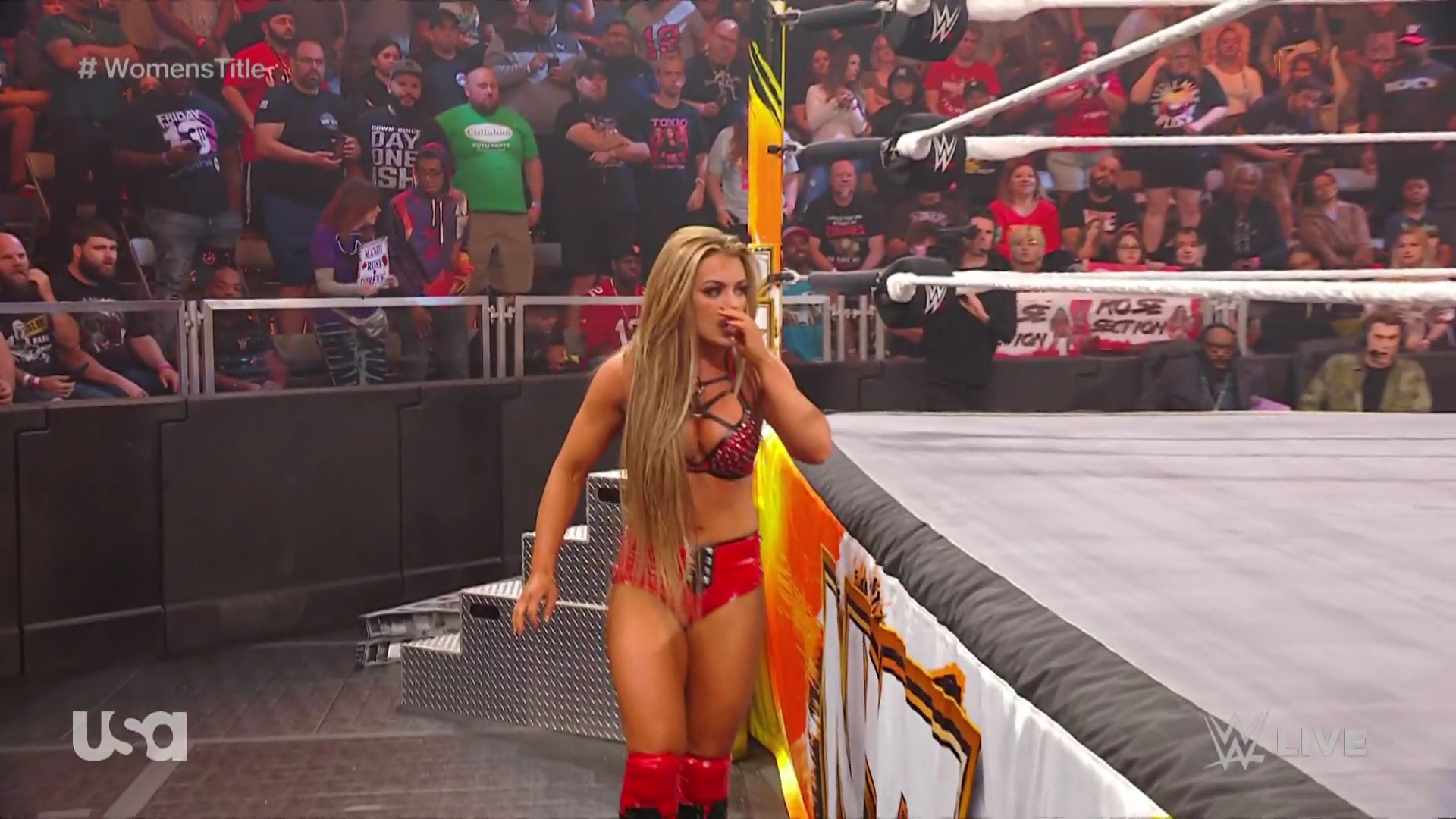 WWE_NXT_2022_11_15_USAN_1080p_WEB_h264-HEEL5Beztv_re5D_mkv0732.jpg