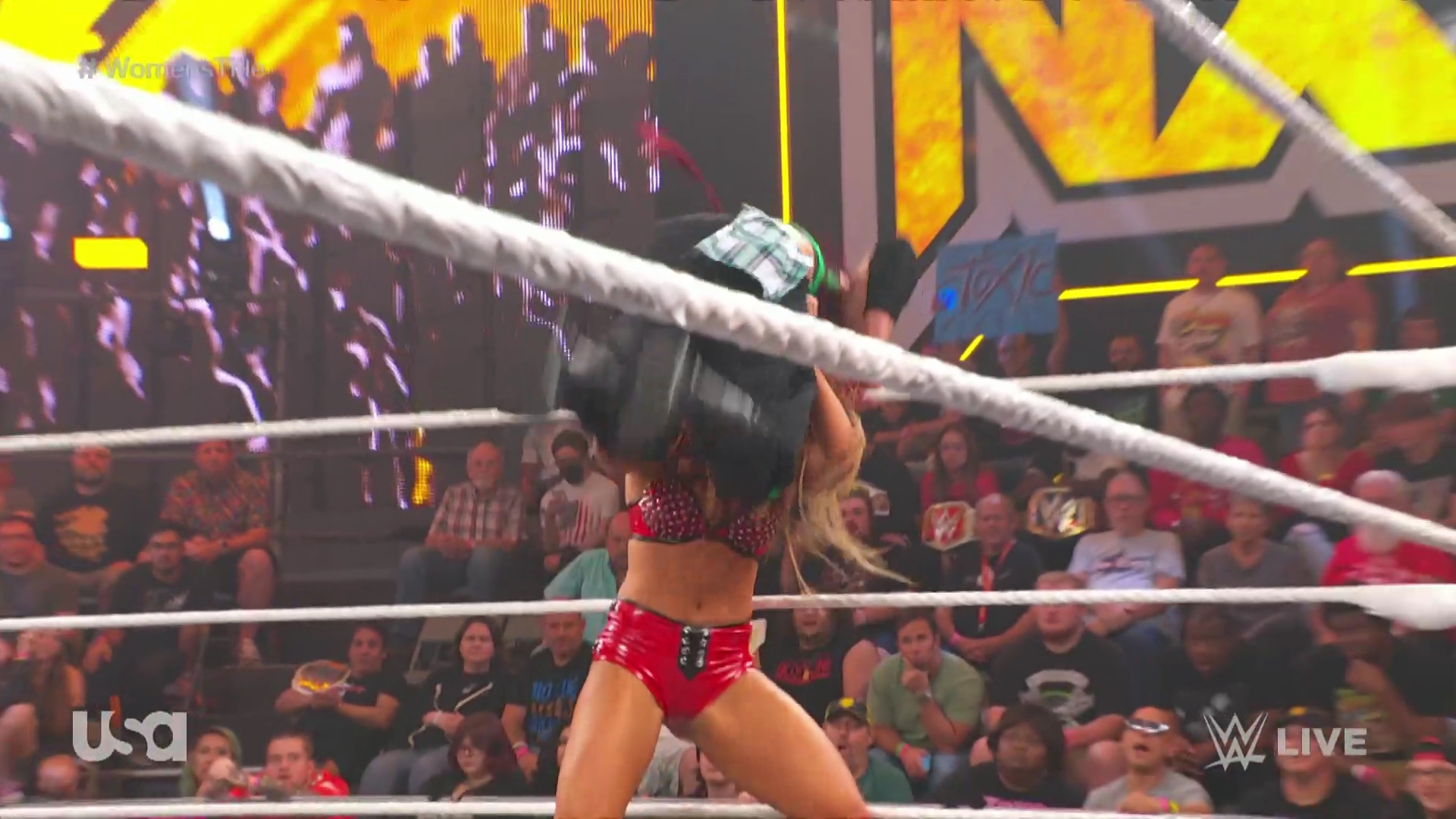 WWE_NXT_2022_11_15_USAN_1080p_WEB_h264-HEEL5Beztv_re5D_mkv0794.jpg