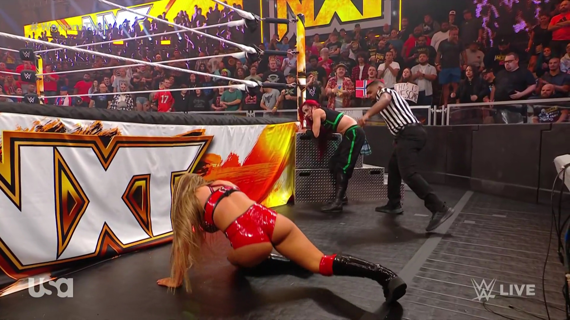 WWE_NXT_2022_11_15_USAN_1080p_WEB_h264-HEEL5Beztv_re5D_mkv0899.jpg