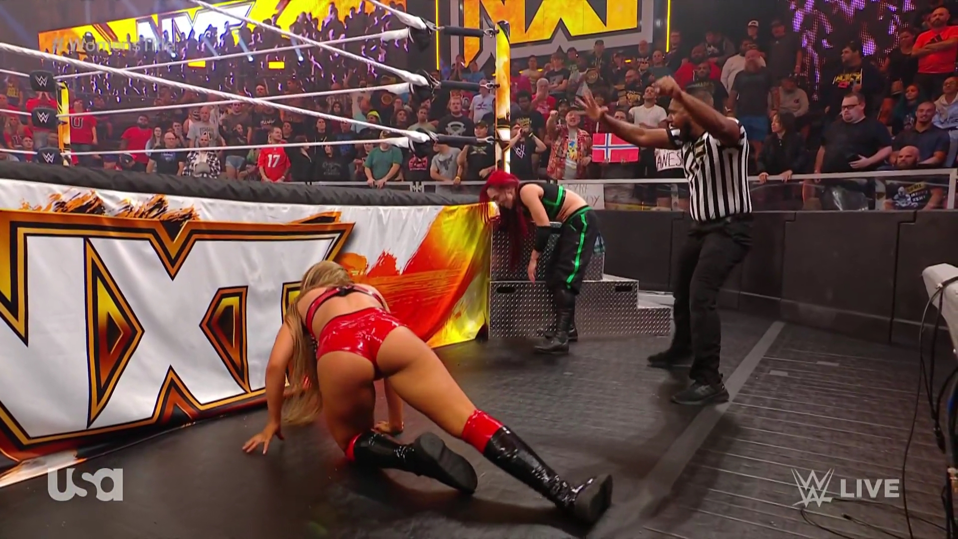 WWE_NXT_2022_11_15_USAN_1080p_WEB_h264-HEEL5Beztv_re5D_mkv0900.jpg