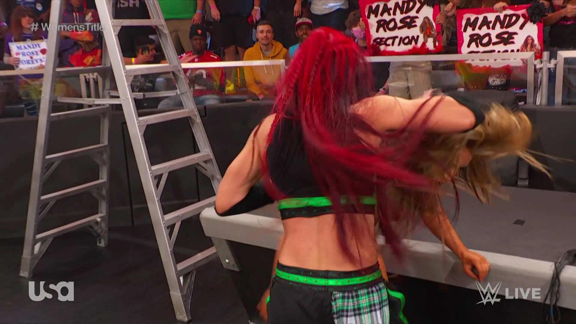 WWE_NXT_2022_11_15_USAN_1080p_WEB_h264-HEEL5Beztv_re5D_mkv0926.jpg