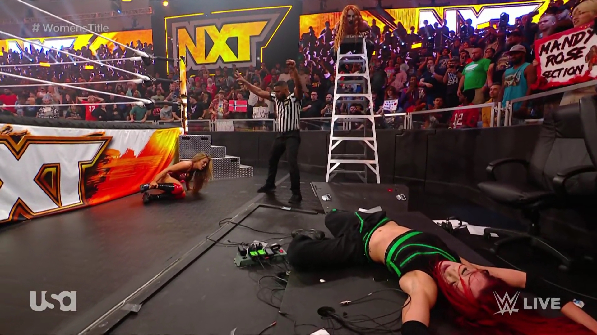 WWE_NXT_2022_11_15_USAN_1080p_WEB_h264-HEEL5Beztv_re5D_mkv0959.jpg