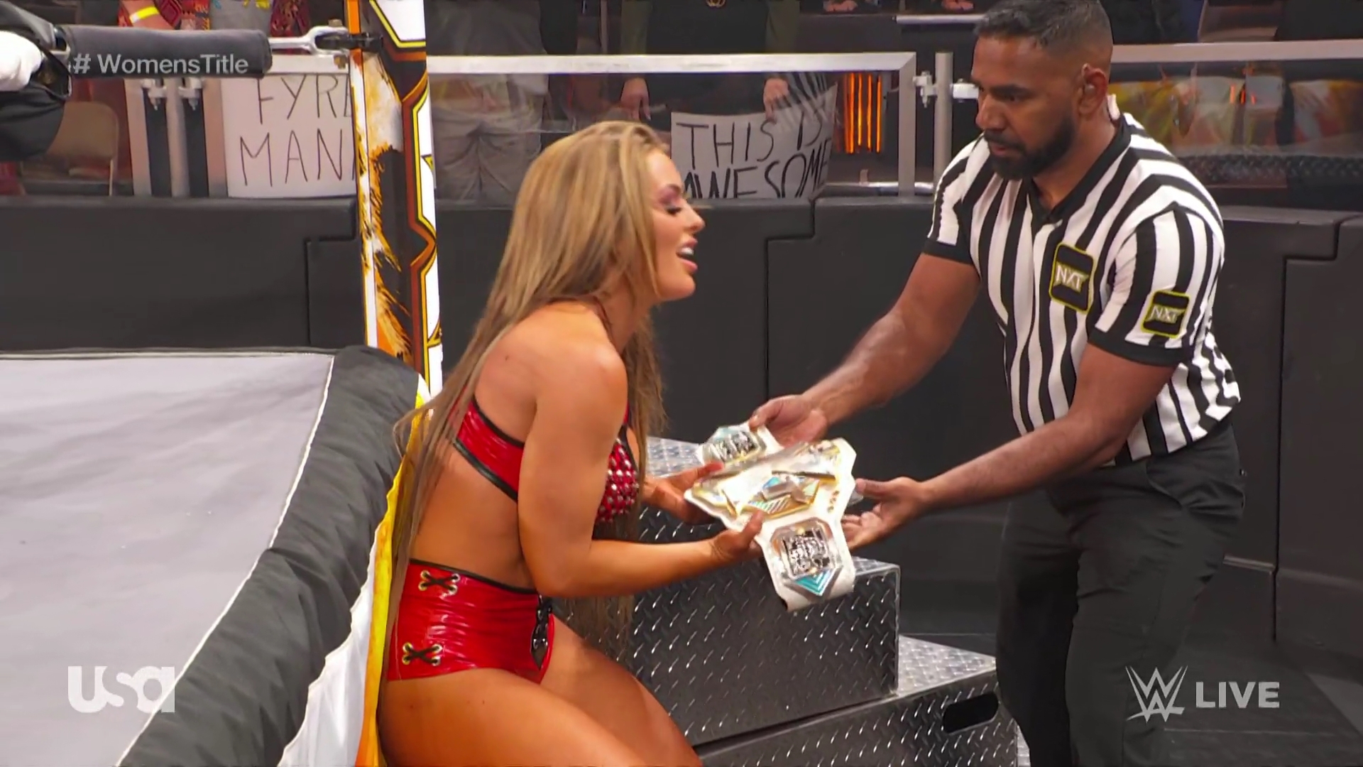 WWE_NXT_2022_11_15_USAN_1080p_WEB_h264-HEEL5Beztv_re5D_mkv0988.jpg