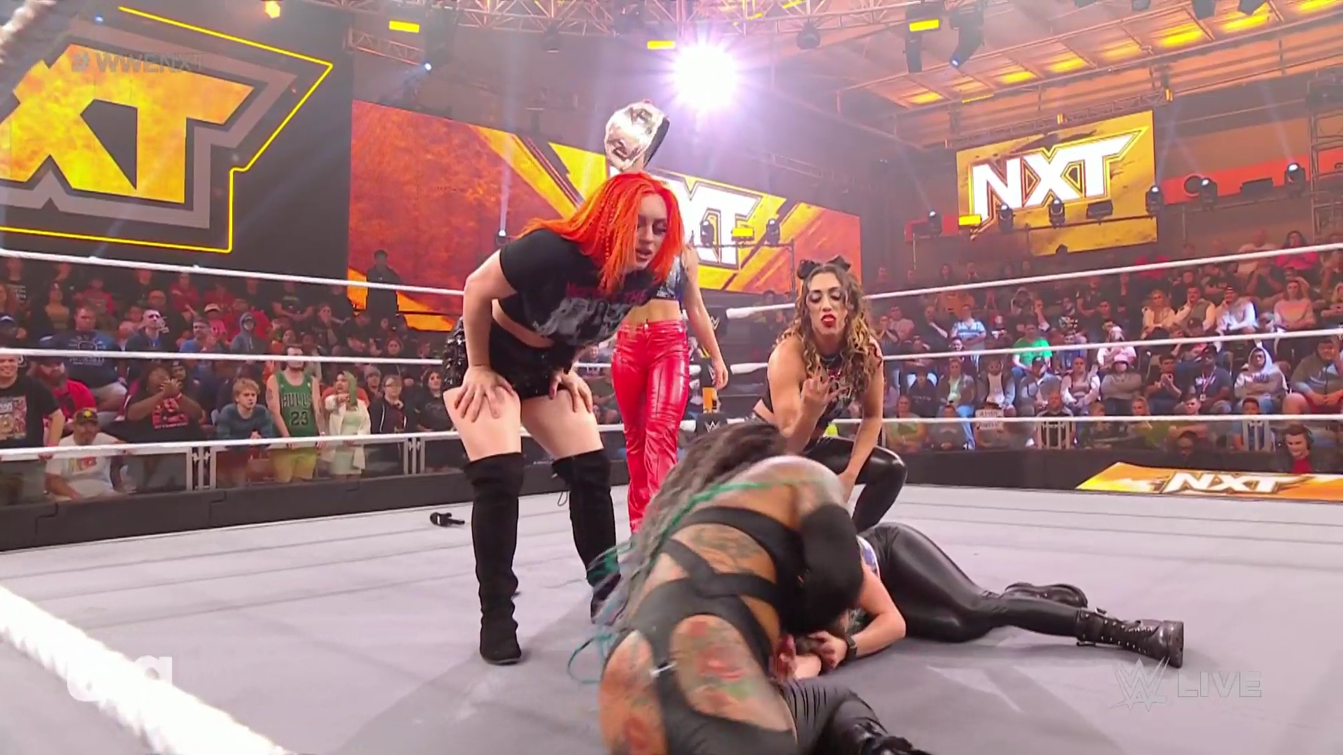 WWE_NXT_2022_11_22_USAN_1080p_WEB_h264-HEEL_mkv0428.jpg