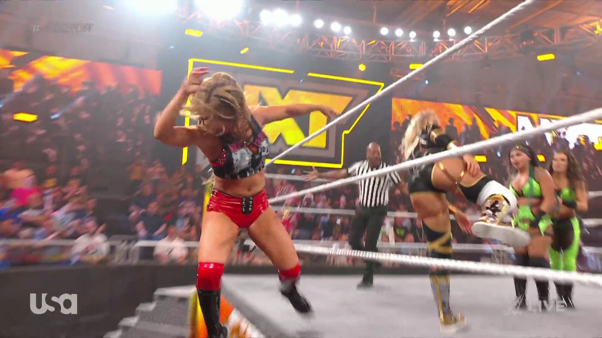 WWE_NXT_2022_11_29_USAN_1080p_WEB_h264-HEEL_mkv0258.jpg