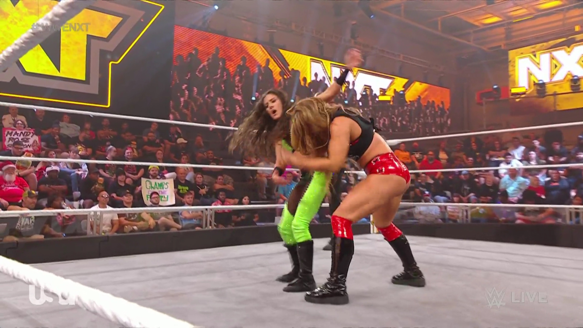 WWE_NXT_2022_11_29_USAN_1080p_WEB_h264-HEEL_mkv0592.jpg