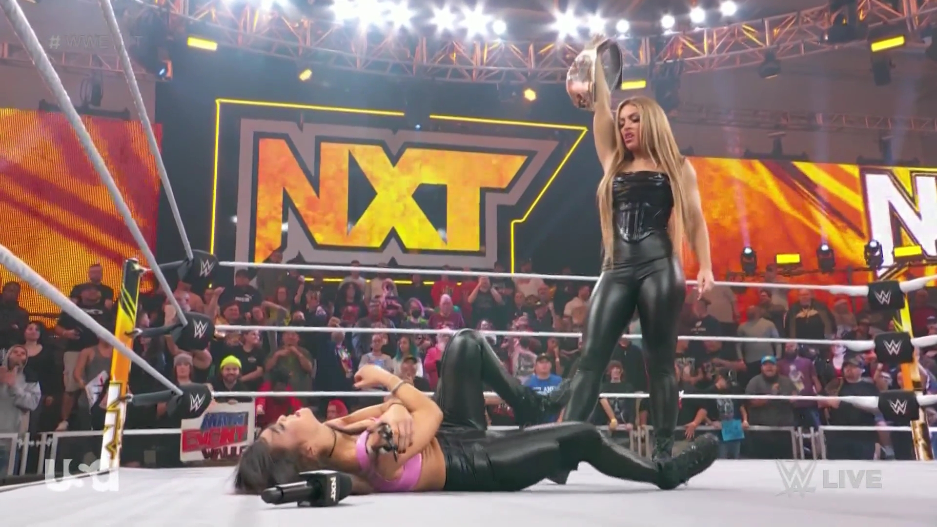 WWE_NXT_2022_12_13_1080p_HDTV_x264-NWCHD_mp40045.jpg