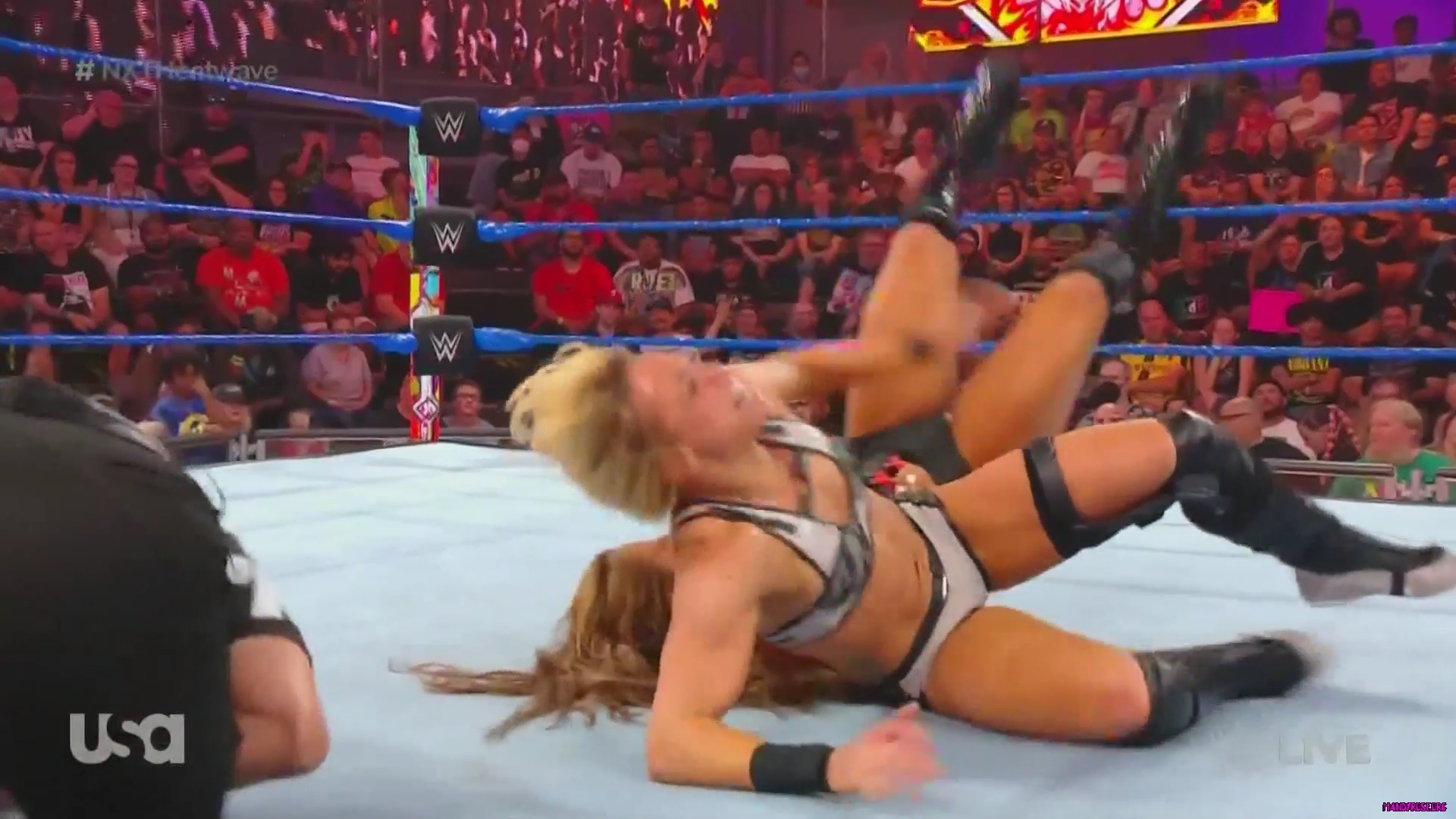WWE_NXT_2_0_2022_08_16_Heatwave_1080p_HDTV_x264-NWCHD_mp40810.jpg