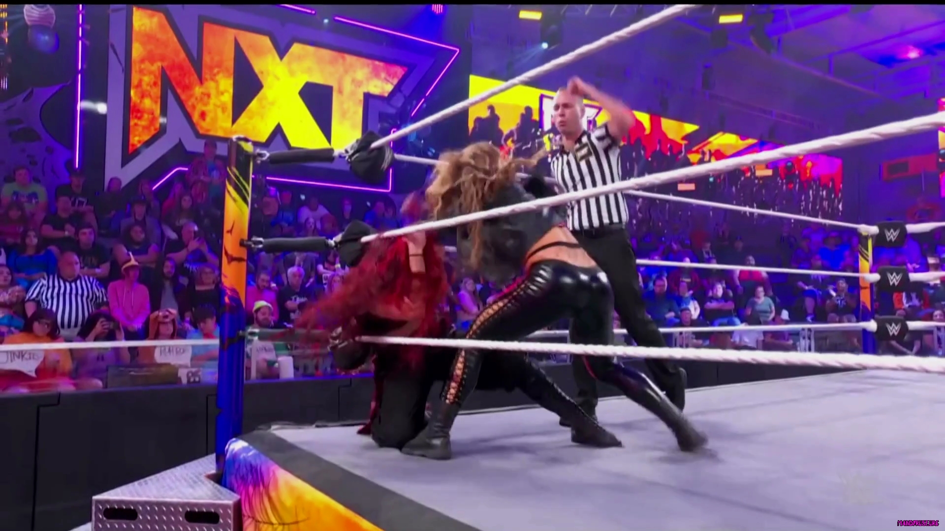 WWE_NXT_Halloween_Havoc_2022_PPV_1080p_HDTV_x264-Star_mkv0508.jpg