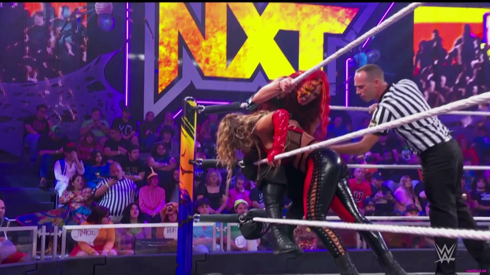 WWE_NXT_Halloween_Havoc_2022_PPV_1080p_HDTV_x264-Star_mkv0594.jpg