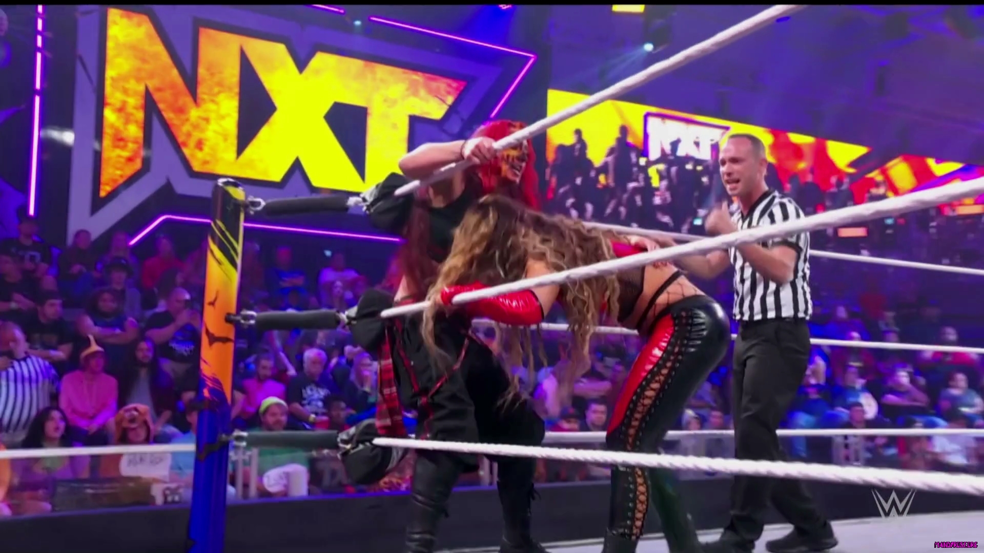 WWE_NXT_Halloween_Havoc_2022_PPV_1080p_HDTV_x264-Star_mkv0595.jpg