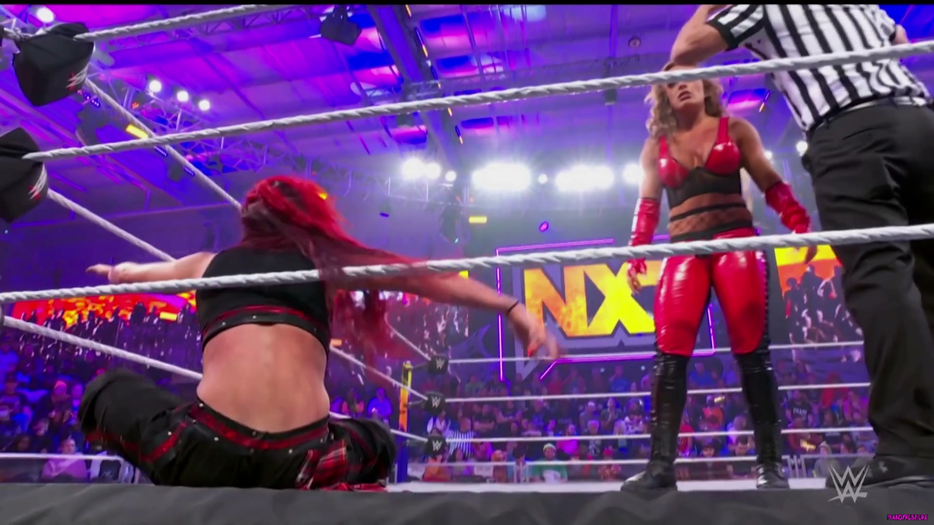 WWE_NXT_Halloween_Havoc_2022_PPV_1080p_HDTV_x264-Star_mkv0690.jpg