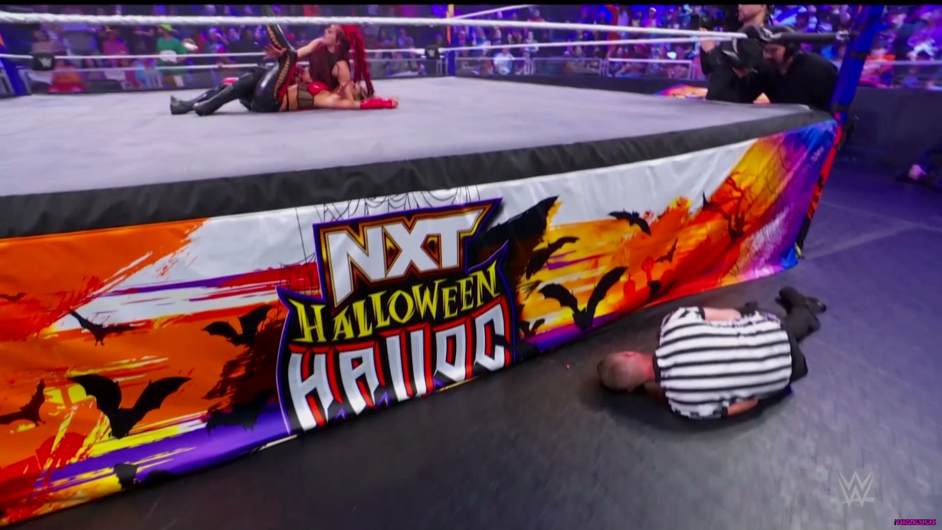 WWE_NXT_Halloween_Havoc_2022_PPV_1080p_HDTV_x264-Star_mkv0870.jpg