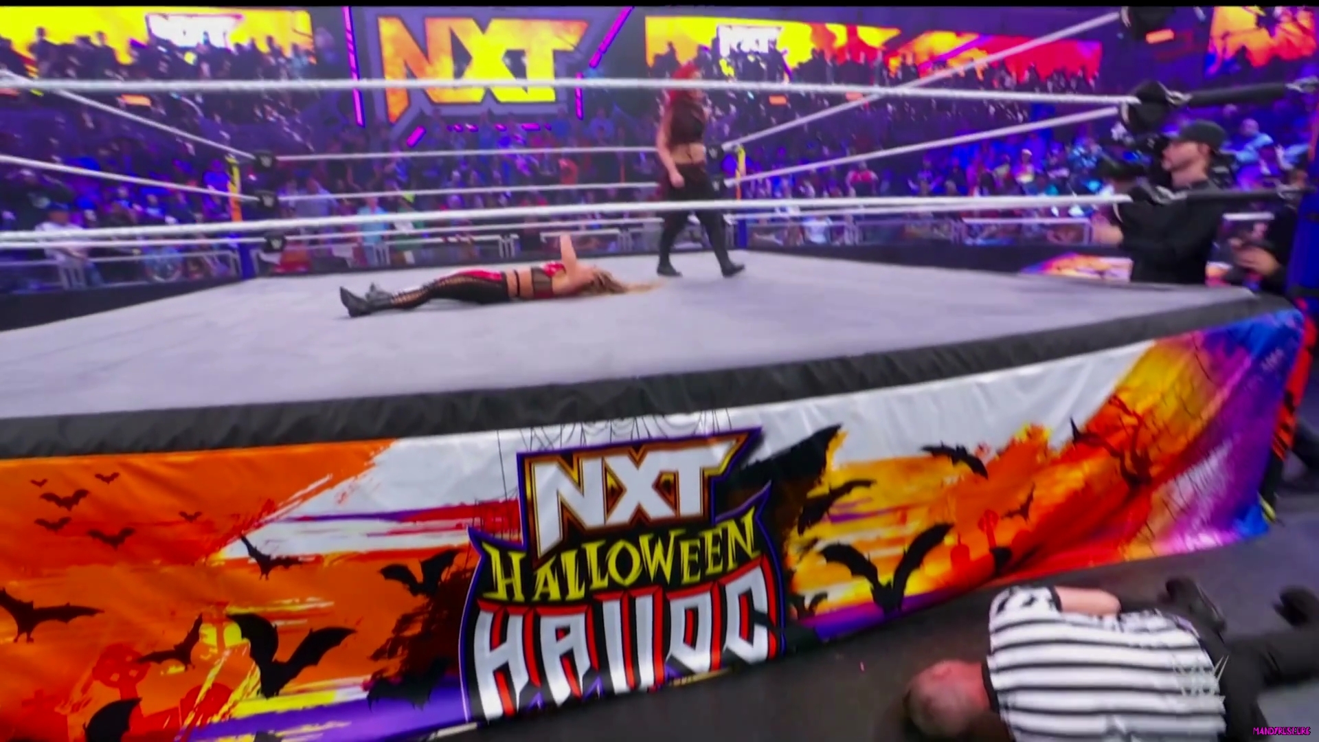 WWE_NXT_Halloween_Havoc_2022_PPV_1080p_HDTV_x264-Star_mkv0877.jpg