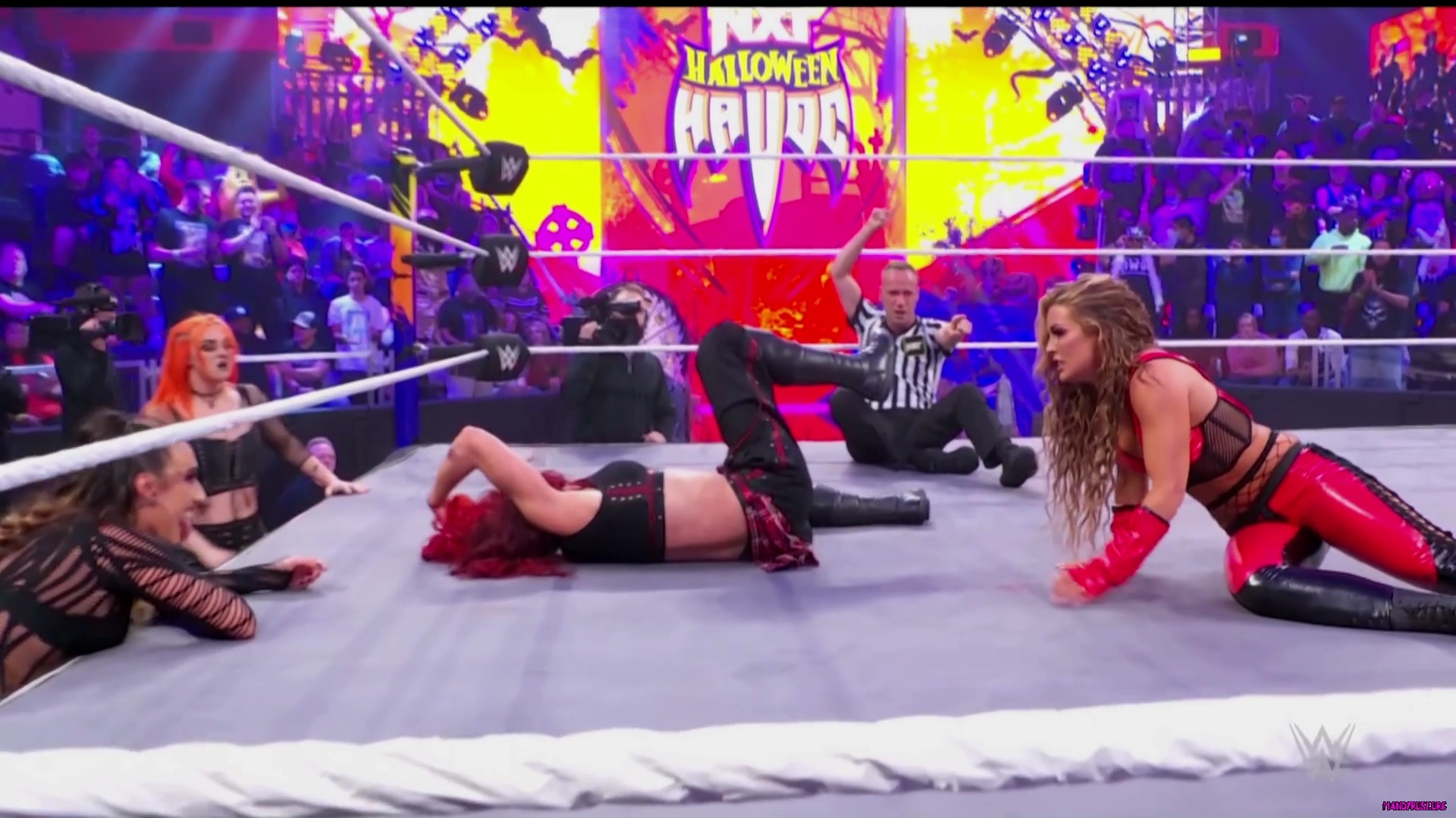 WWE_NXT_Halloween_Havoc_2022_PPV_1080p_HDTV_x264-Star_mkv0924.jpg