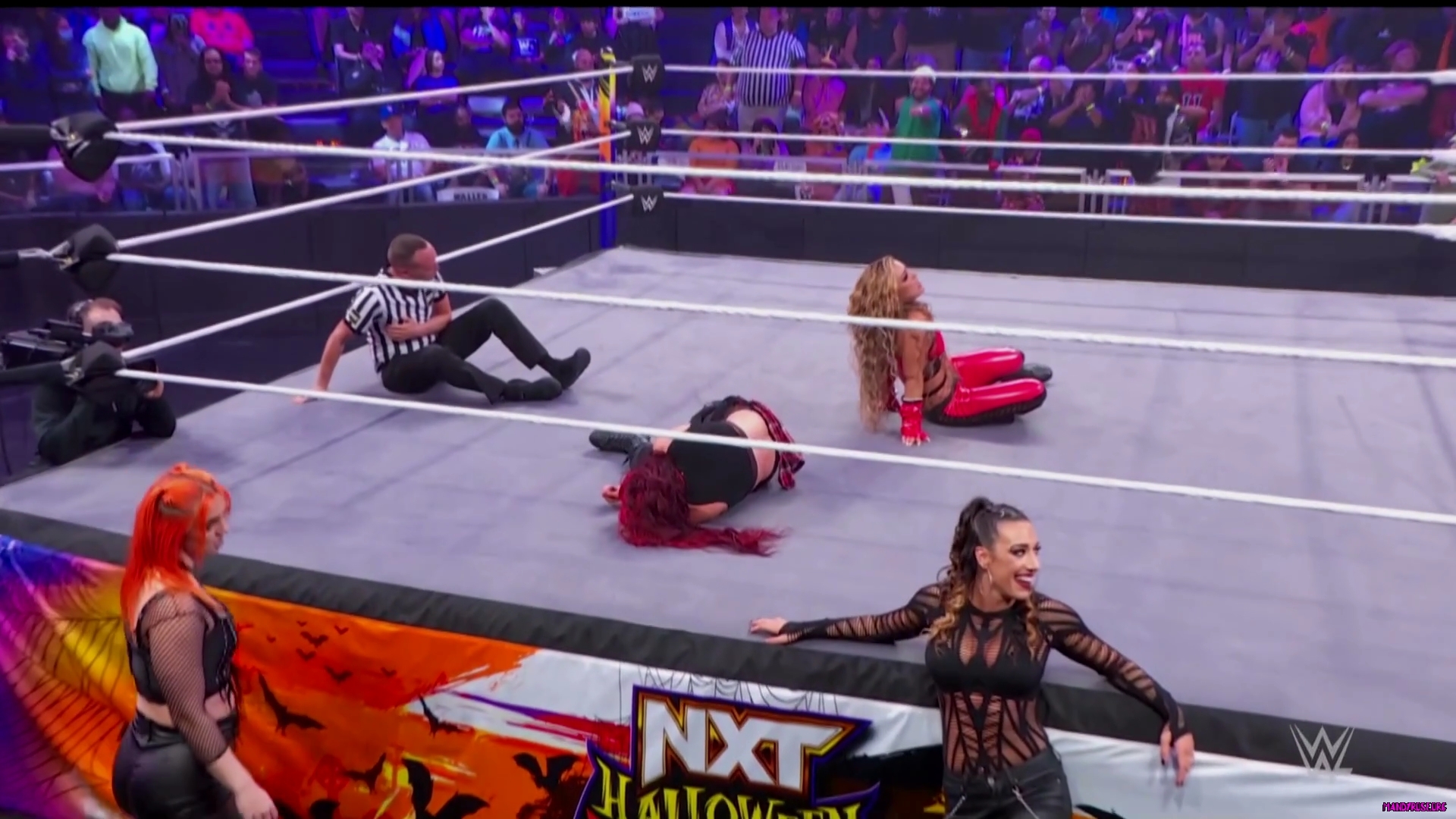 WWE_NXT_Halloween_Havoc_2022_PPV_1080p_HDTV_x264-Star_mkv0935.jpg