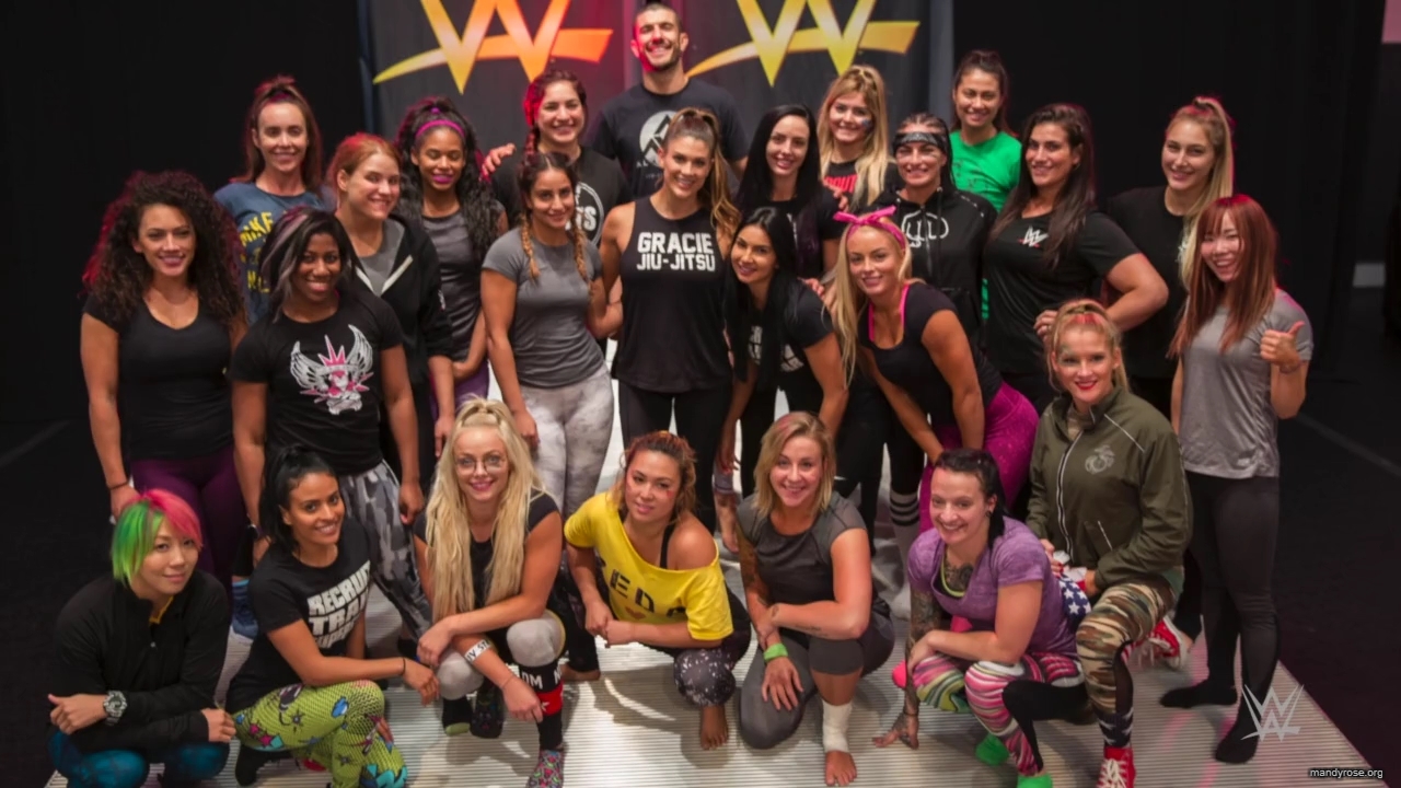 WWE_Network_Specials_Liv_Forever_720p_Hi_WEB_h264-HEEL_mp40131.jpg