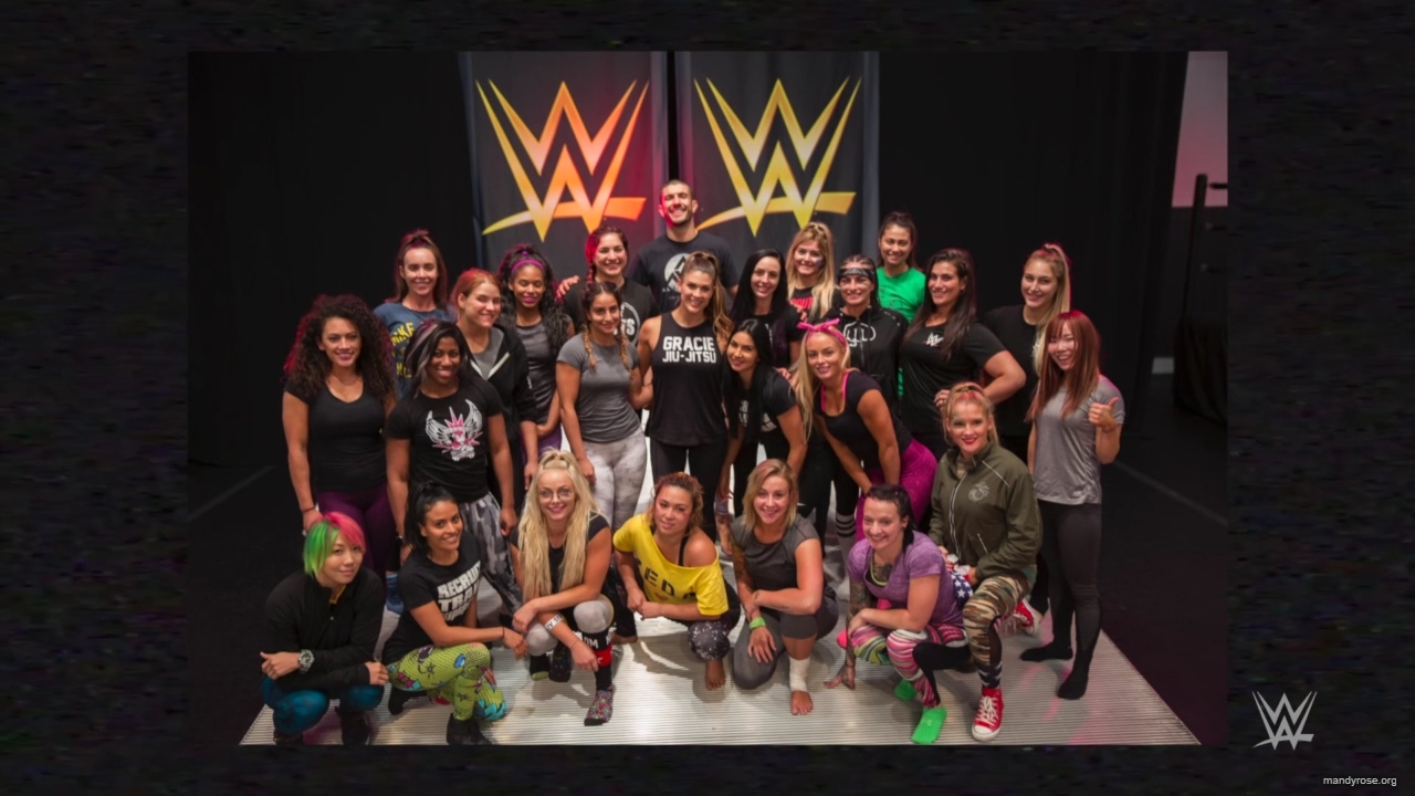 WWE_Network_Specials_Liv_Forever_720p_Hi_WEB_h264-HEEL_mp40950.jpg