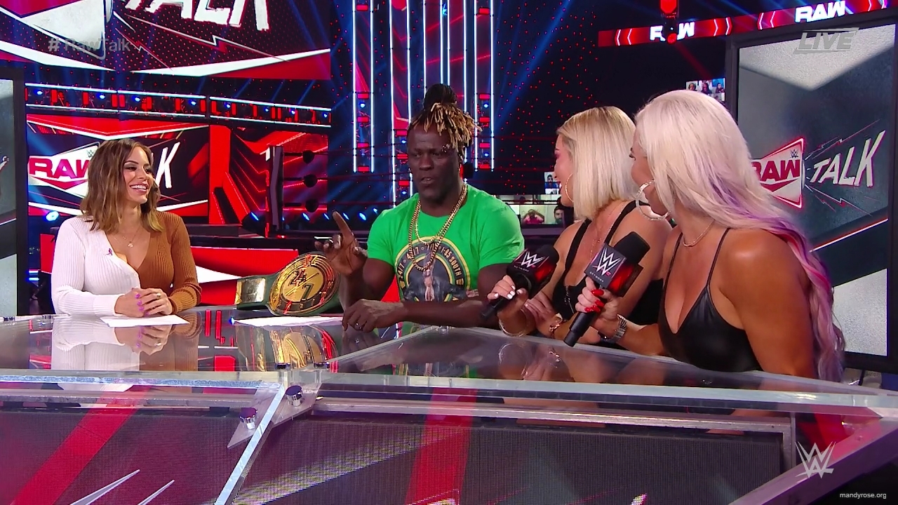 WWE_Raw_Talk_2020_10_26_720p_WEB_h264-HEEL_mp40191.jpg