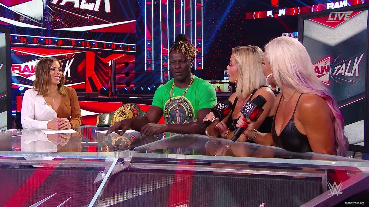 WWE_Raw_Talk_2020_10_26_720p_WEB_h264-HEEL_mp40194.jpg