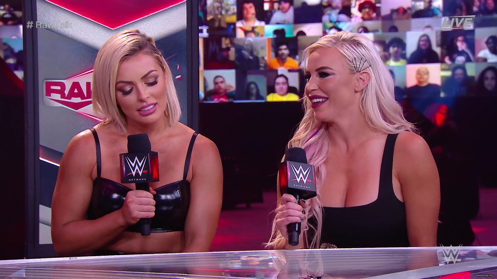 WWE_Raw_Talk_2020_12_14_1080p_WEB_h264-HEEL_mp40028.jpg