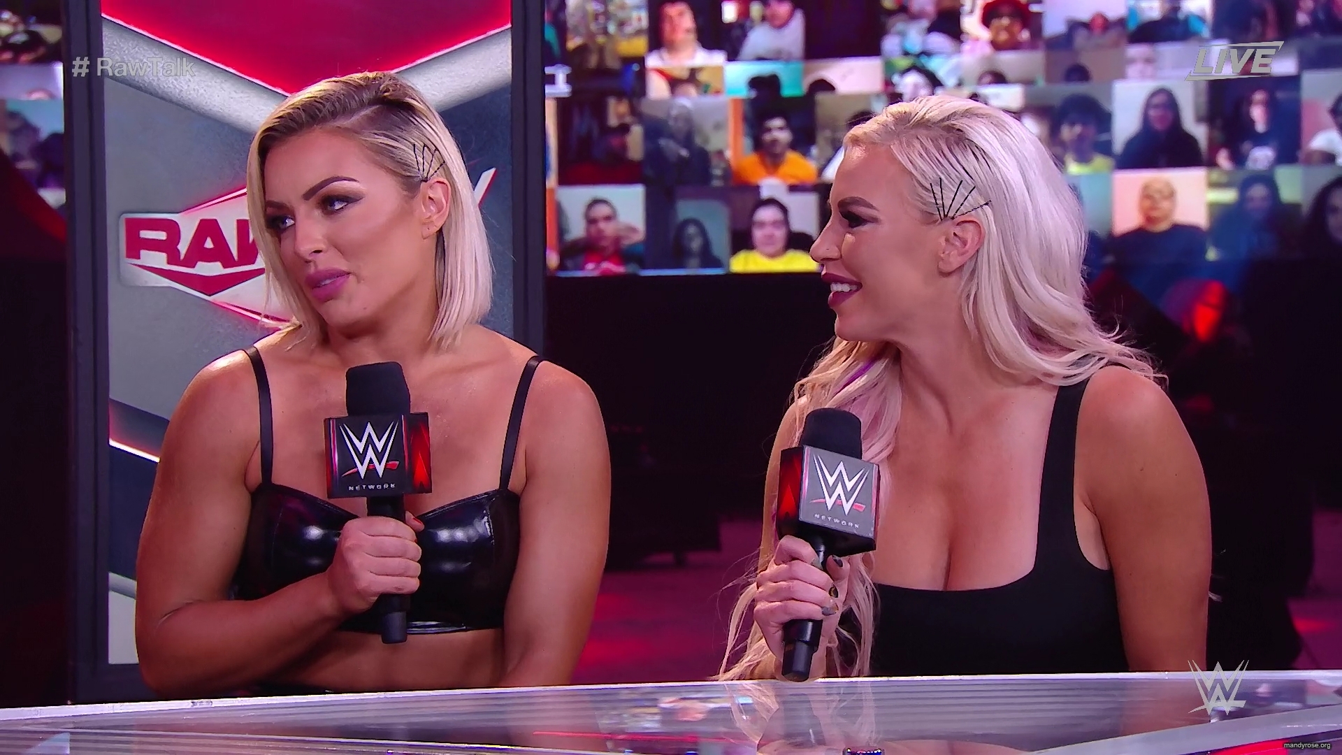 WWE_Raw_Talk_2020_12_14_1080p_WEB_h264-HEEL_mp40029.jpg